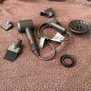 Grey/Pink Dyson supersonic hair dryer 💨